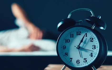 현대인에게 있어서 밤에만 잠을 자고 에너지를 충전해야 한다는 생각을 바꿔야 한다. 일상의 하루속에서 자신만의 수면타임의 패턴을 만들어 습관화해야 한다.