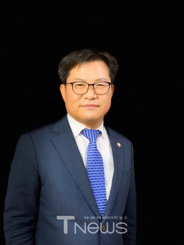 한국법률경제신문 발행인/법무법인 메리트 변호사