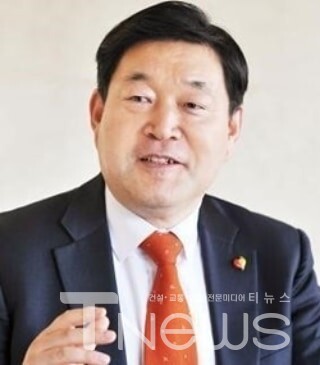 문형남 숙명여대 경영전문대학원 교수